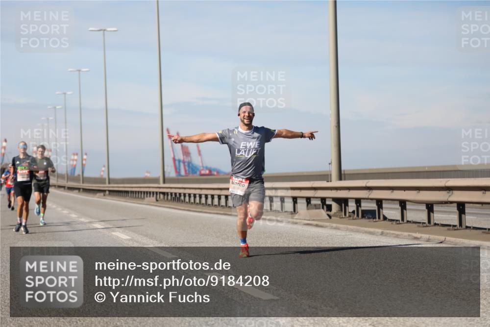 03.10.2025 - Köhlbrandbrückenlauf Yannick Fuchs http://msf.ph/oto/9184208 03.10.2025 11:39:54 Position 3 6002 meine-sportfotos.de