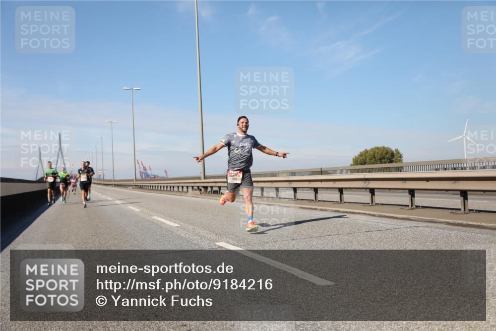 03.10.2025 - Köhlbrandbrückenlauf Yannick Fuchs http://msf.ph/oto/9184216 03.10.2025 11:39:56 Position 3  meine-sportfotos.de