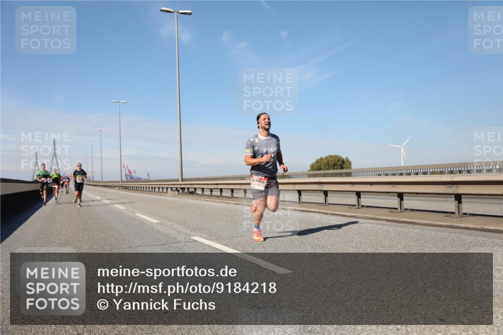 03.10.2025 - Köhlbrandbrückenlauf Yannick Fuchs http://msf.ph/oto/9184218 03.10.2025 11:39:56 Position 3  meine-sportfotos.de