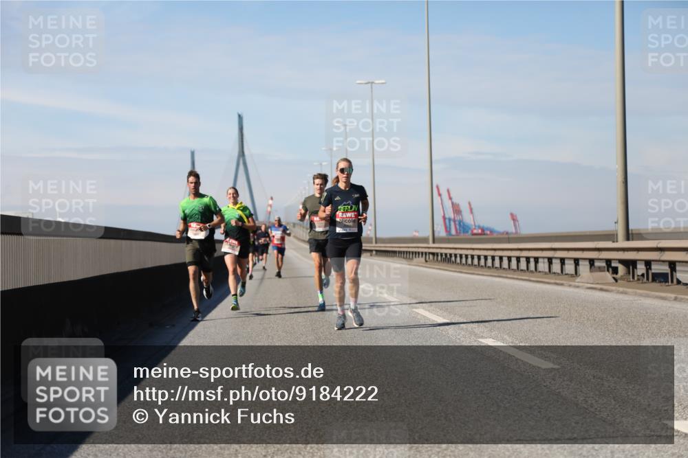 03.10.2025 - Köhlbrandbrückenlauf Yannick Fuchs http://msf.ph/oto/9184222 03.10.2025 11:39:57 Position 3  meine-sportfotos.de