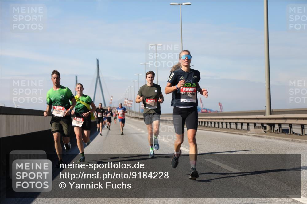 03.10.2025 - Köhlbrandbrückenlauf Yannick Fuchs http://msf.ph/oto/9184228 03.10.2025 11:39:59 Position 3 6624, 4060 meine-sportfotos.de