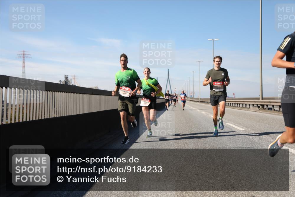 03.10.2025 - Köhlbrandbrückenlauf Yannick Fuchs http://msf.ph/oto/9184233 03.10.2025 11:40:00 Position 3 6624 meine-sportfotos.de