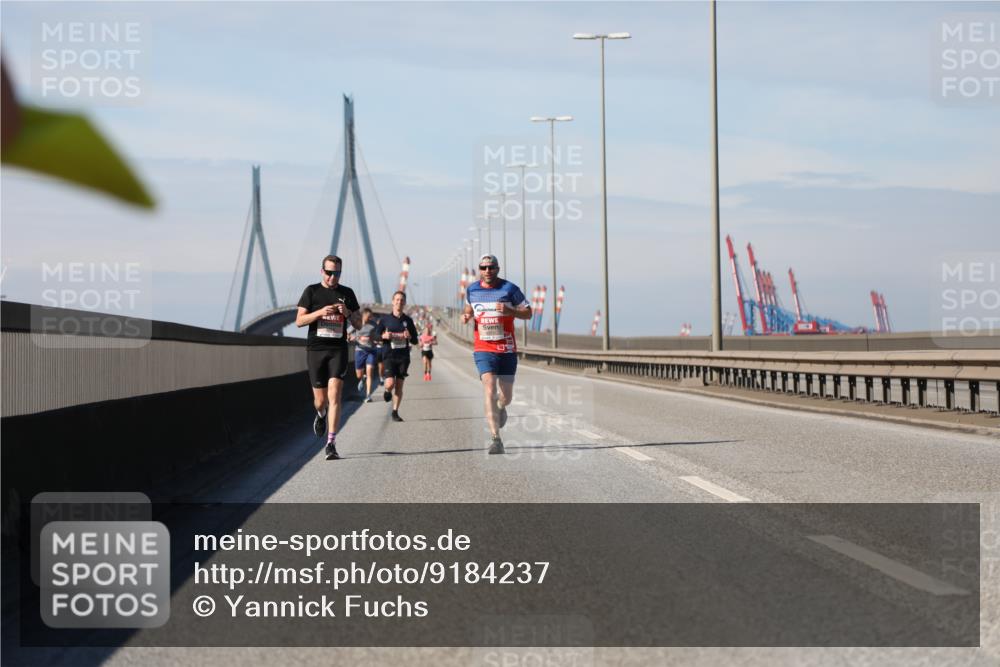 03.10.2025 - Köhlbrandbrückenlauf Yannick Fuchs http://msf.ph/oto/9184237 03.10.2025 11:40:02 Position 3  meine-sportfotos.de
