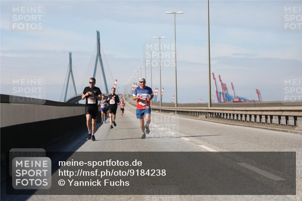 03.10.2025 - Köhlbrandbrückenlauf Yannick Fuchs http://msf.ph/oto/9184238 03.10.2025 11:40:02 Position 3  meine-sportfotos.de