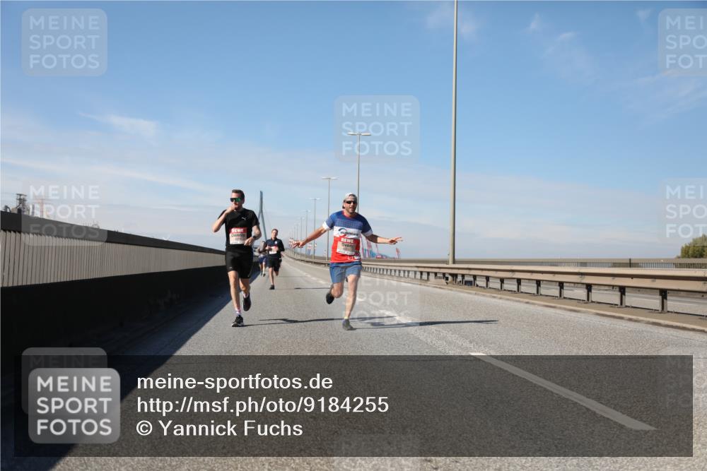 03.10.2025 - Köhlbrandbrückenlauf Yannick Fuchs http://msf.ph/oto/9184255 03.10.2025 11:40:06 Position 3  meine-sportfotos.de