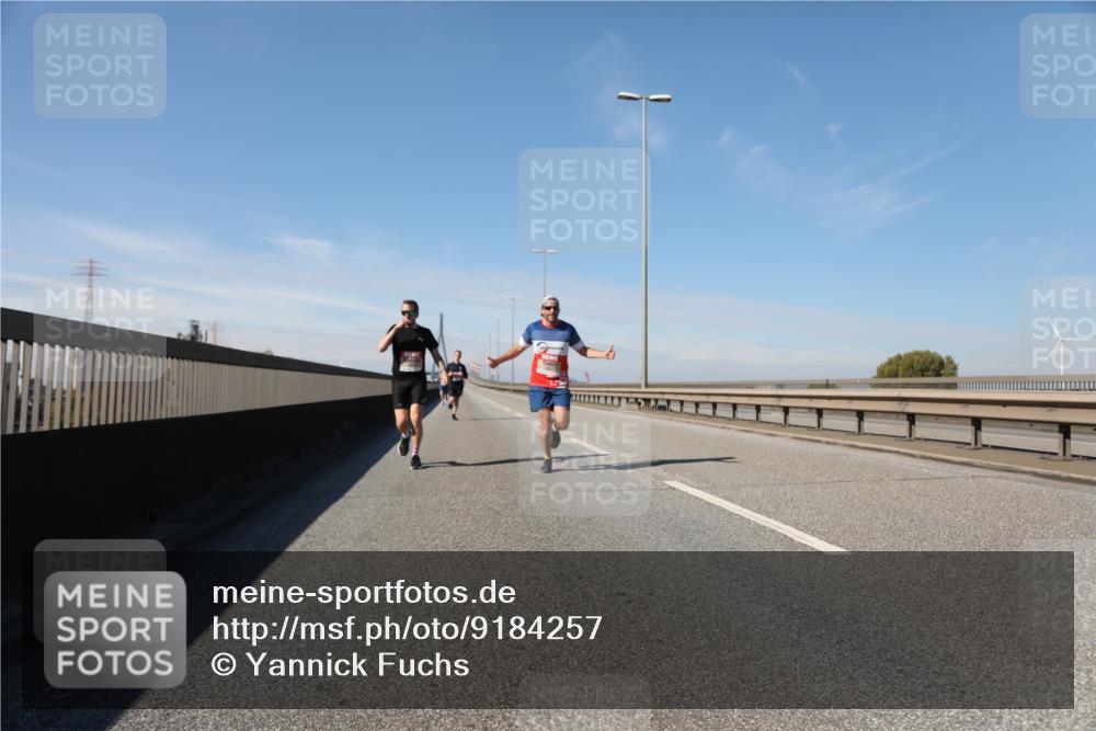 03.10.2025 - Köhlbrandbrückenlauf Yannick Fuchs http://msf.ph/oto/9184257 03.10.2025 11:40:06 Position 3  meine-sportfotos.de