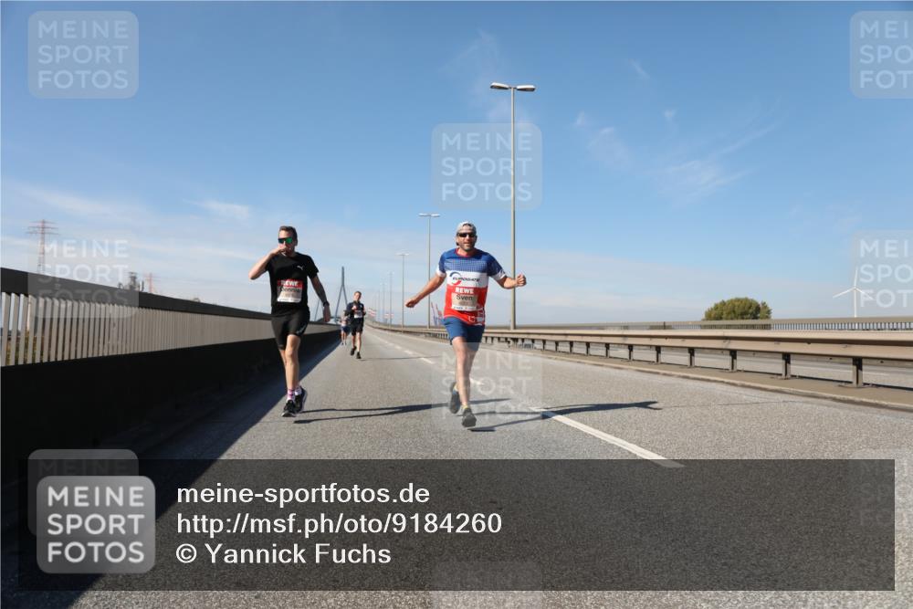 03.10.2025 - Köhlbrandbrückenlauf Yannick Fuchs http://msf.ph/oto/9184260 03.10.2025 11:40:07 Position 3  meine-sportfotos.de