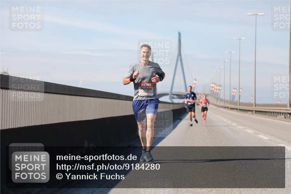 03.10.2025 - Köhlbrandbrückenlauf Yannick Fuchs http://msf.ph/oto/9184280 03.10.2025 11:40:12 Position 3 6151 meine-sportfotos.de