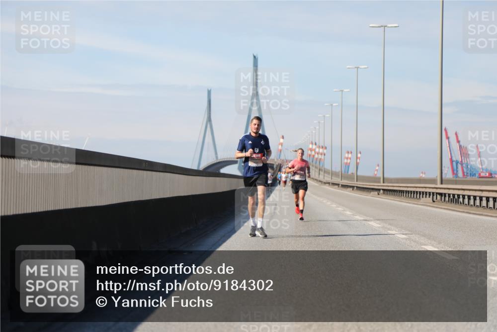 03.10.2025 - Köhlbrandbrückenlauf Yannick Fuchs http://msf.ph/oto/9184302 03.10.2025 11:40:16 Position 3  meine-sportfotos.de