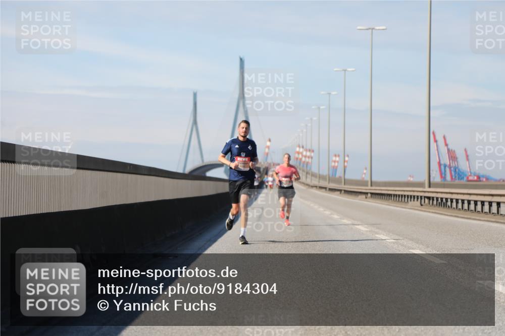 03.10.2025 - Köhlbrandbrückenlauf Yannick Fuchs http://msf.ph/oto/9184304 03.10.2025 11:40:16 Position 3  meine-sportfotos.de