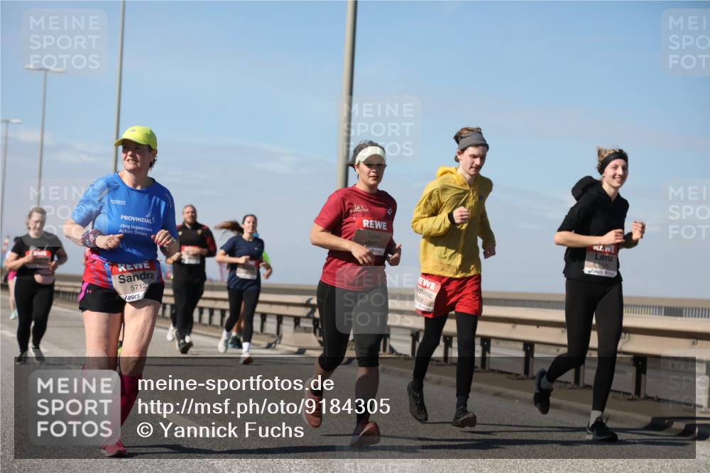 03.10.2025 - Köhlbrandbrückenlauf Yannick Fuchs http://msf.ph/oto/9184305 03.10.2025 12:01:47 Position 3 6807, 5712, 125 meine-sportfotos.de
