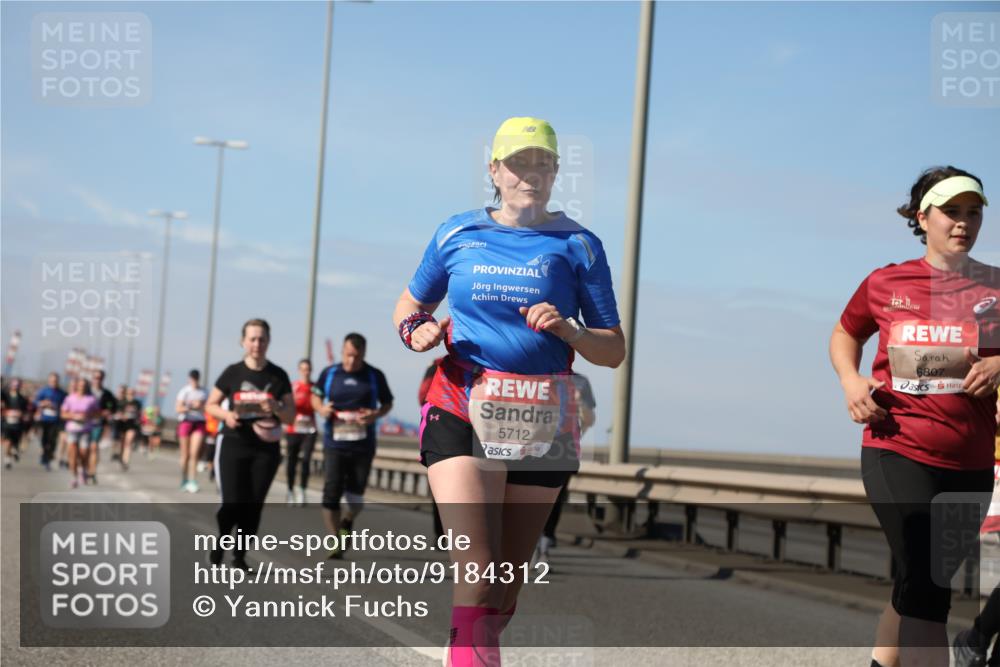03.10.2025 - Köhlbrandbrückenlauf Yannick Fuchs http://msf.ph/oto/9184312 03.10.2025 12:01:48 Position 3 6807, 5712 meine-sportfotos.de