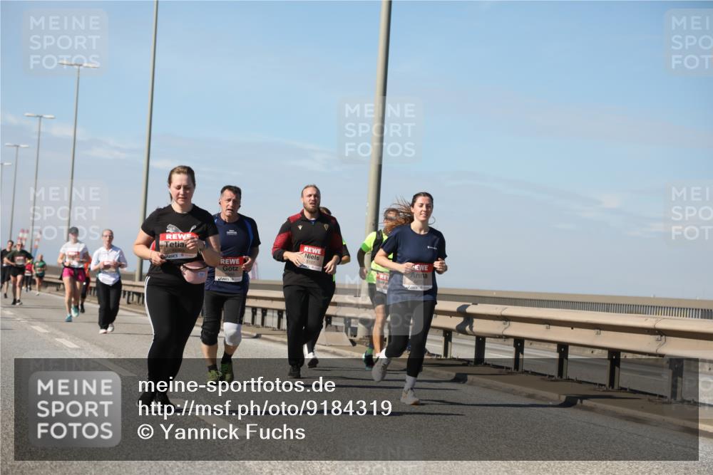03.10.2025 - Köhlbrandbrückenlauf Yannick Fuchs http://msf.ph/oto/9184319 03.10.2025 12:01:50 Position 3 5107, 4673 meine-sportfotos.de