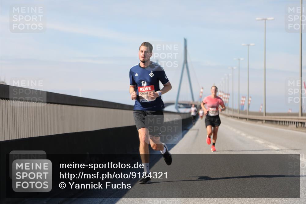 03.10.2025 - Köhlbrandbrückenlauf Yannick Fuchs http://msf.ph/oto/9184321 03.10.2025 11:40:19 Position 3  meine-sportfotos.de