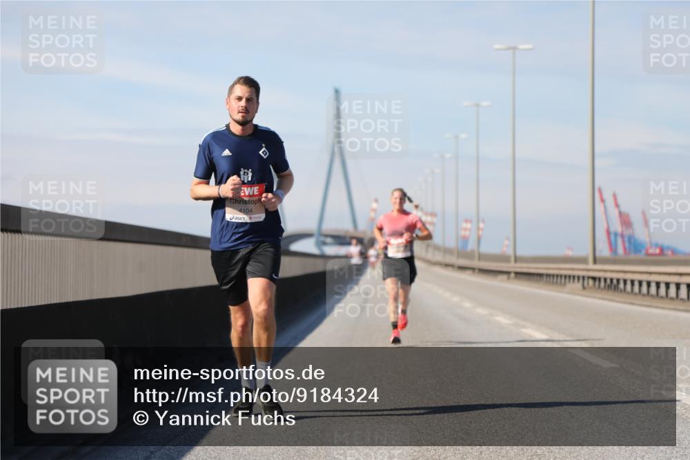 03.10.2025 - Köhlbrandbrückenlauf Yannick Fuchs http://msf.ph/oto/9184324 03.10.2025 11:40:19 Position 3 4104 meine-sportfotos.de