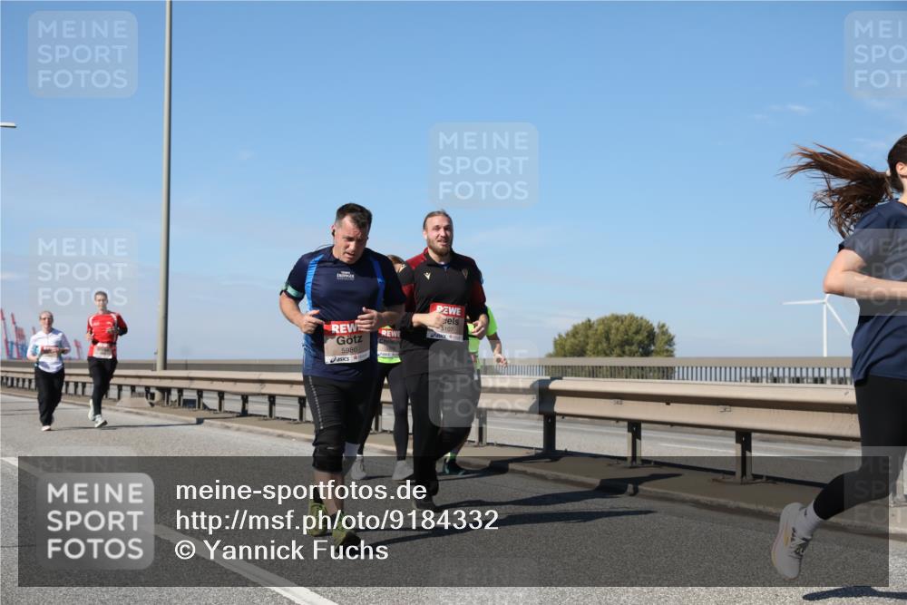 03.10.2025 - Köhlbrandbrückenlauf Yannick Fuchs http://msf.ph/oto/9184332 03.10.2025 12:01:53 Position 3 5107, 5986 meine-sportfotos.de