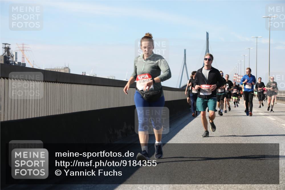 03.10.2025 - Köhlbrandbrückenlauf Yannick Fuchs http://msf.ph/oto/9184355 03.10.2025 12:01:57 Position 3 514 meine-sportfotos.de