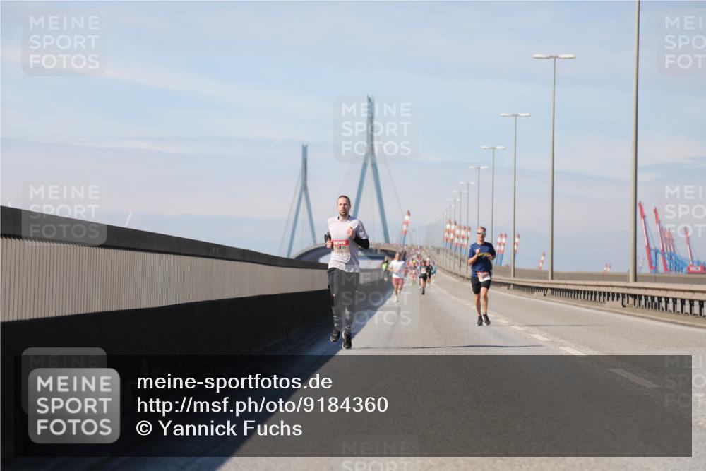 03.10.2025 - Köhlbrandbrückenlauf Yannick Fuchs http://msf.ph/oto/9184360 03.10.2025 11:40:32 Position 3  meine-sportfotos.de