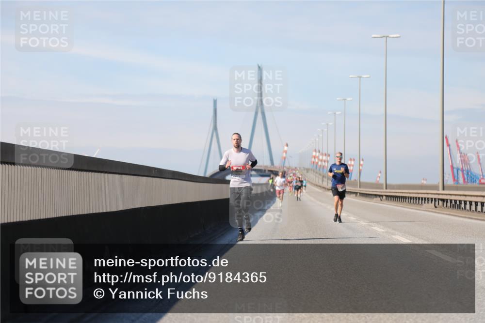03.10.2025 - Köhlbrandbrückenlauf Yannick Fuchs http://msf.ph/oto/9184365 03.10.2025 11:40:32 Position 3  meine-sportfotos.de