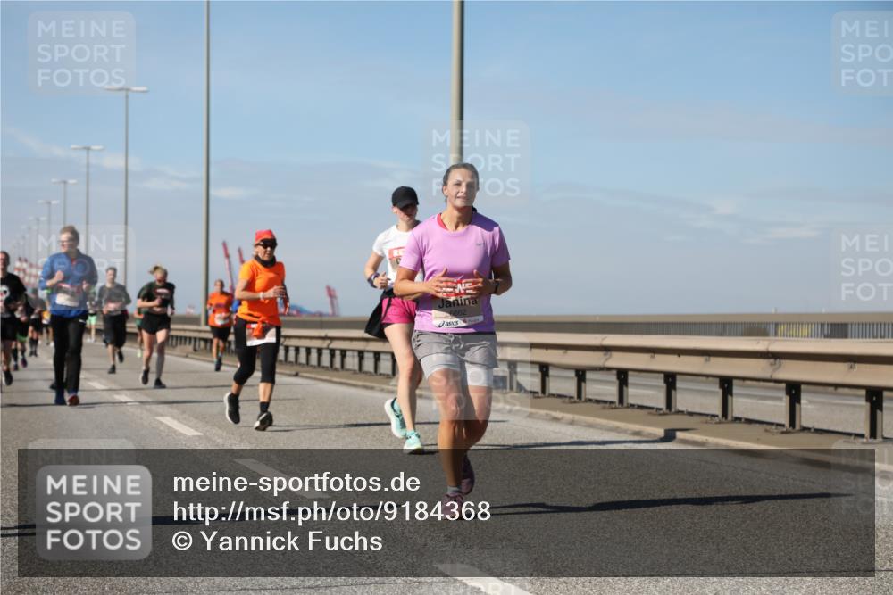 03.10.2025 - Köhlbrandbrückenlauf Yannick Fuchs http://msf.ph/oto/9184368 03.10.2025 12:01:58 Position 3 6662 meine-sportfotos.de