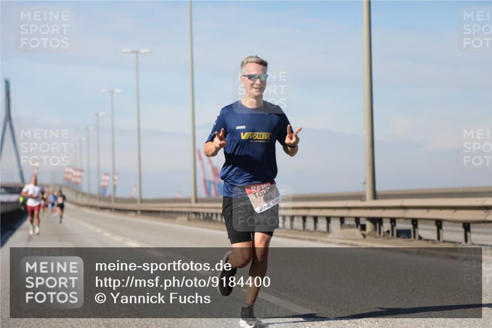 03.10.2025 - Köhlbrandbrückenlauf Yannick Fuchs http://msf.ph/oto/9184400 03.10.2025 11:40:39 Position 3 6683 meine-sportfotos.de