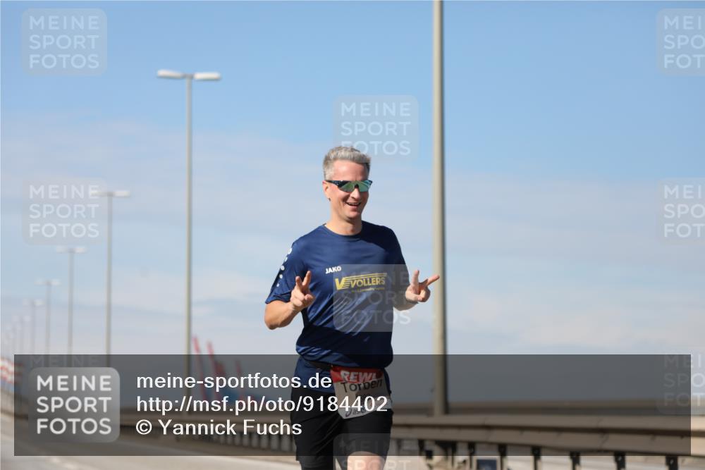 03.10.2025 - Köhlbrandbrückenlauf Yannick Fuchs http://msf.ph/oto/9184402 03.10.2025 11:40:39 Position 3 6683 meine-sportfotos.de