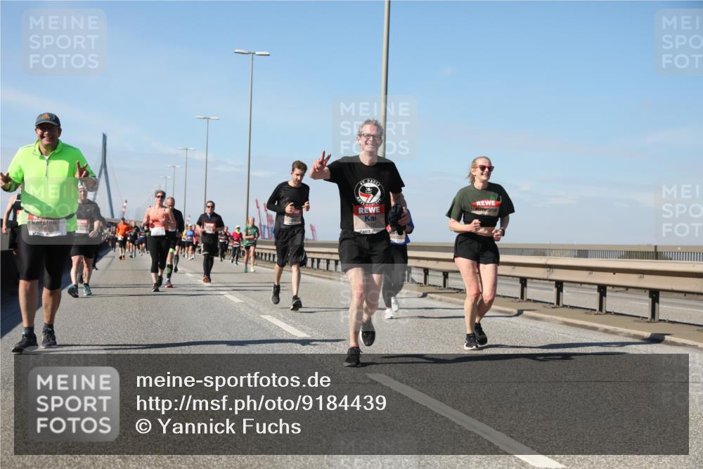 03.10.2025 - Köhlbrandbrückenlauf Yannick Fuchs http://msf.ph/oto/9184439 03.10.2025 12:02:06 Position 3 5172 meine-sportfotos.de