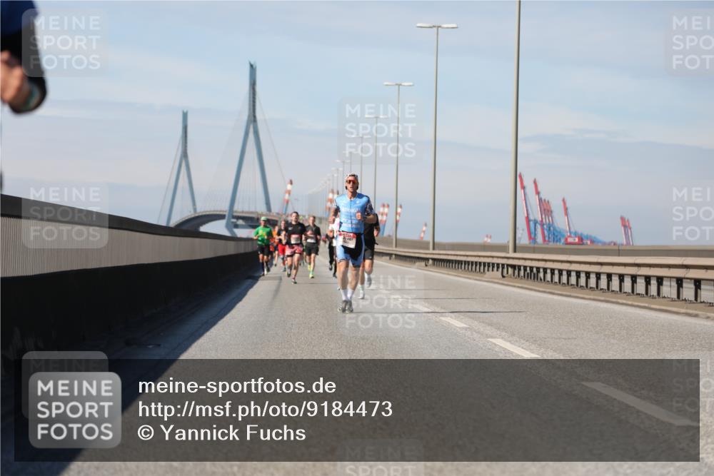 03.10.2025 - Köhlbrandbrückenlauf Yannick Fuchs http://msf.ph/oto/9184473 03.10.2025 11:40:56 Position 3  meine-sportfotos.de