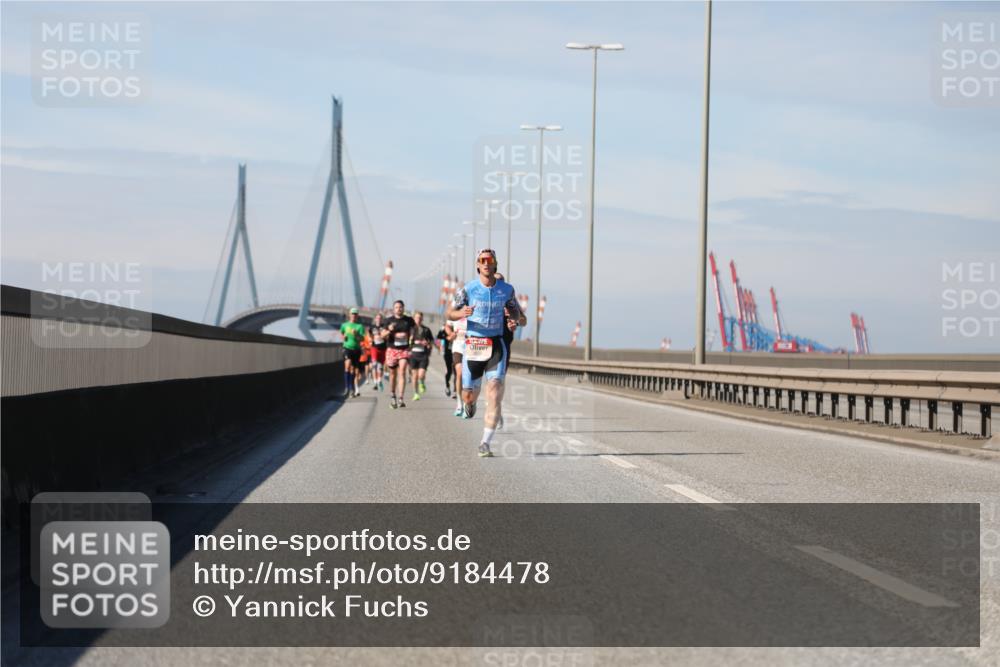 03.10.2025 - Köhlbrandbrückenlauf Yannick Fuchs http://msf.ph/oto/9184478 03.10.2025 11:40:57 Position 3  meine-sportfotos.de