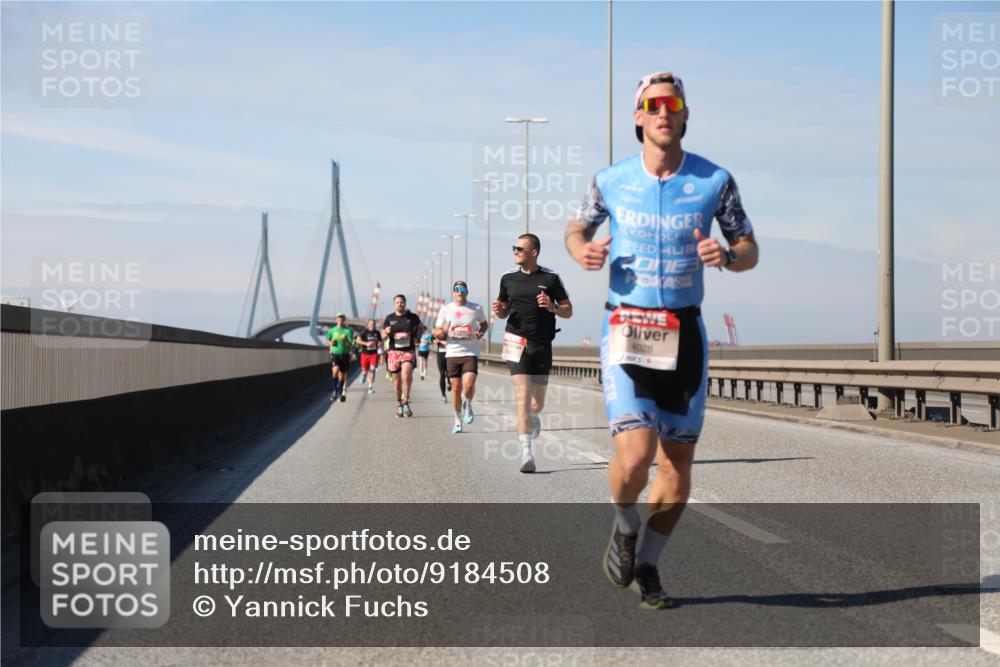 03.10.2025 - Köhlbrandbrückenlauf Yannick Fuchs http://msf.ph/oto/9184508 03.10.2025 11:41:01 Position 3 4028 meine-sportfotos.de