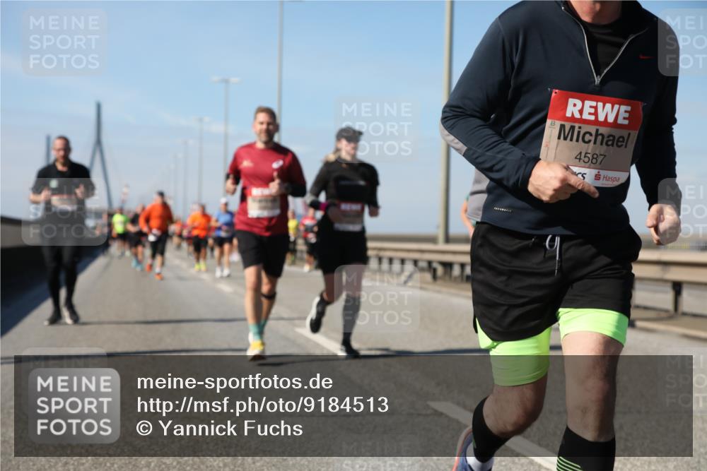 03.10.2025 - Köhlbrandbrückenlauf Yannick Fuchs http://msf.ph/oto/9184513 03.10.2025 12:02:13 Position 3 4587 meine-sportfotos.de
