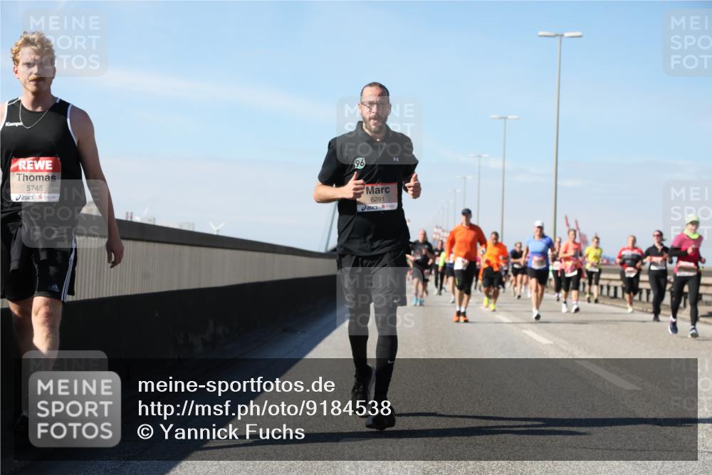 03.10.2025 - Köhlbrandbrückenlauf Yannick Fuchs http://msf.ph/oto/9184538 03.10.2025 12:02:15 Position 3 5745, 96, 6291 meine-sportfotos.de