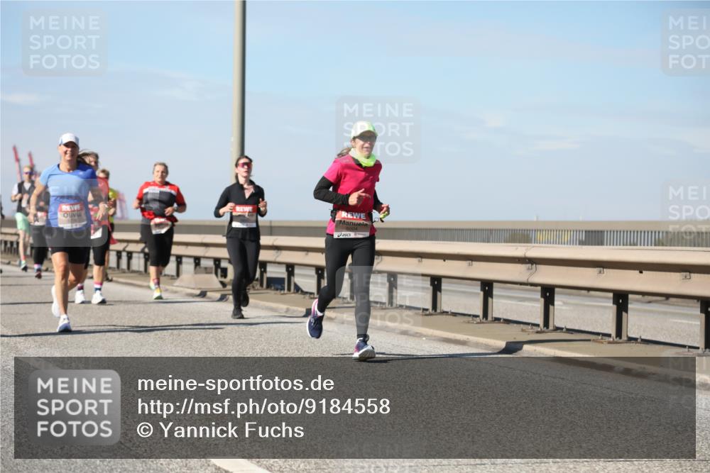 03.10.2025 - Köhlbrandbrückenlauf Yannick Fuchs http://msf.ph/oto/9184558 03.10.2025 12:02:17 Position 3  meine-sportfotos.de