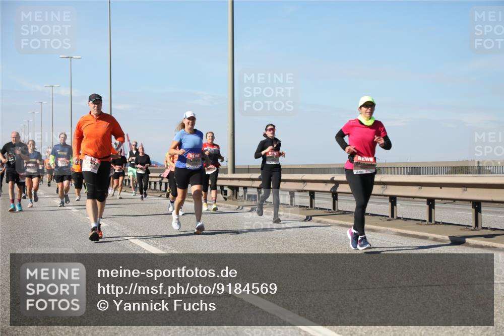 03.10.2025 - Köhlbrandbrückenlauf Yannick Fuchs http://msf.ph/oto/9184569 03.10.2025 12:02:18 Position 3  meine-sportfotos.de