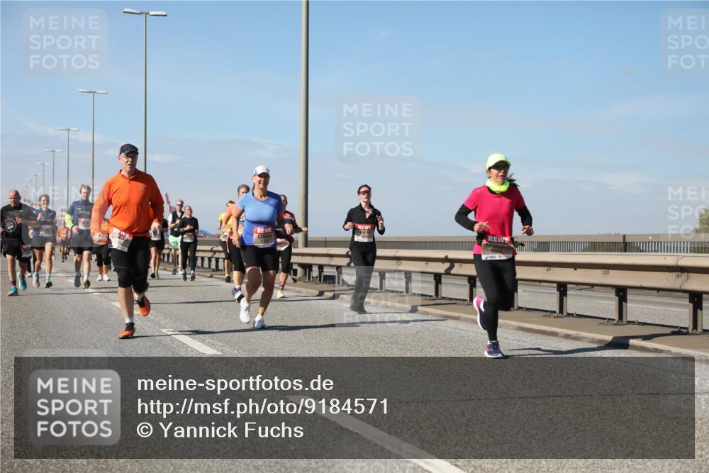 03.10.2025 - Köhlbrandbrückenlauf Yannick Fuchs http://msf.ph/oto/9184571 03.10.2025 12:02:18 Position 3  meine-sportfotos.de