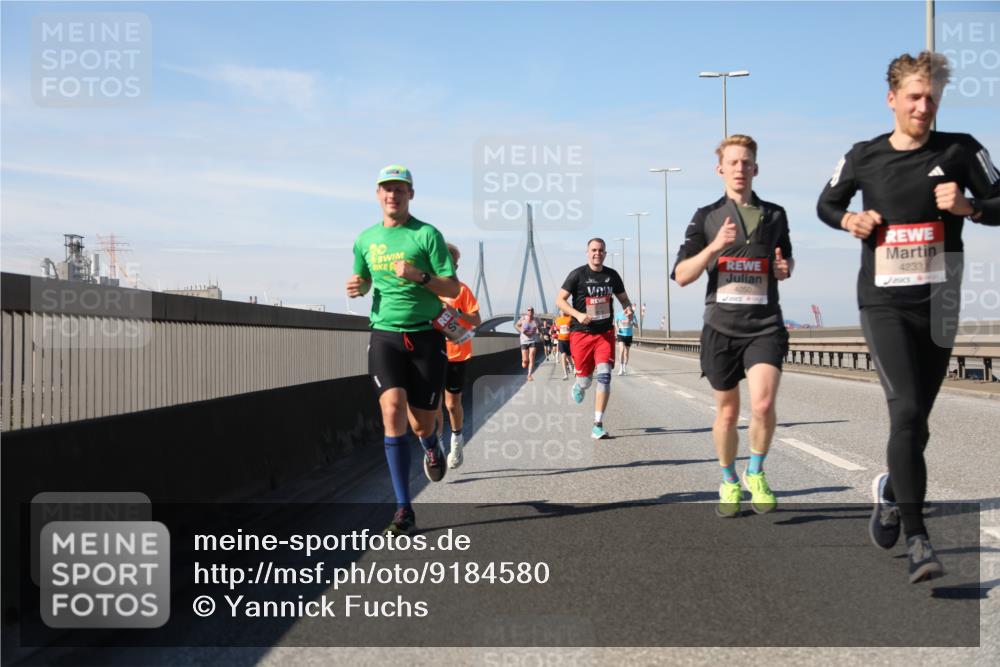 03.10.2025 - Köhlbrandbrückenlauf Yannick Fuchs http://msf.ph/oto/9184580 03.10.2025 11:41:10 Position 3 4050, 4233 meine-sportfotos.de