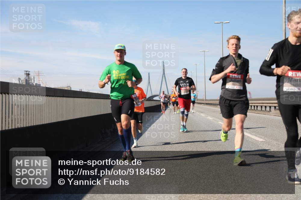 03.10.2025 - Köhlbrandbrückenlauf Yannick Fuchs http://msf.ph/oto/9184582 03.10.2025 11:41:10 Position 3 4050, 4233 meine-sportfotos.de