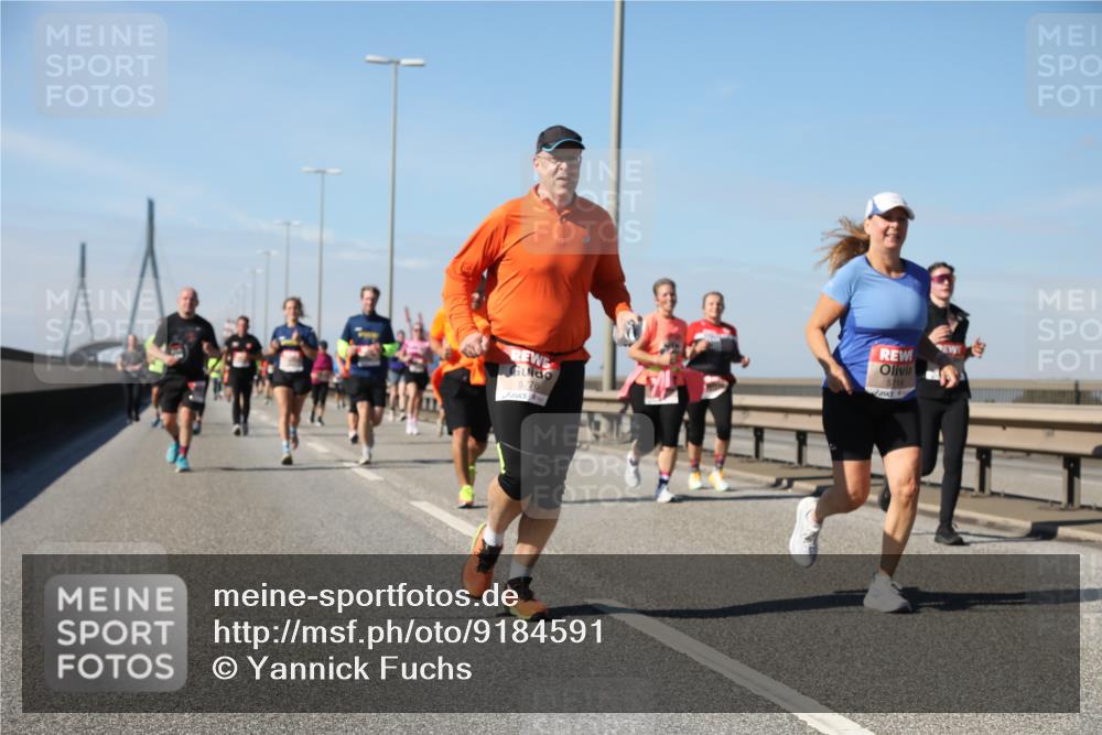 03.10.2025 - Köhlbrandbrückenlauf Yannick Fuchs http://msf.ph/oto/9184591 03.10.2025 12:02:20 Position 3 5776, 5716 meine-sportfotos.de