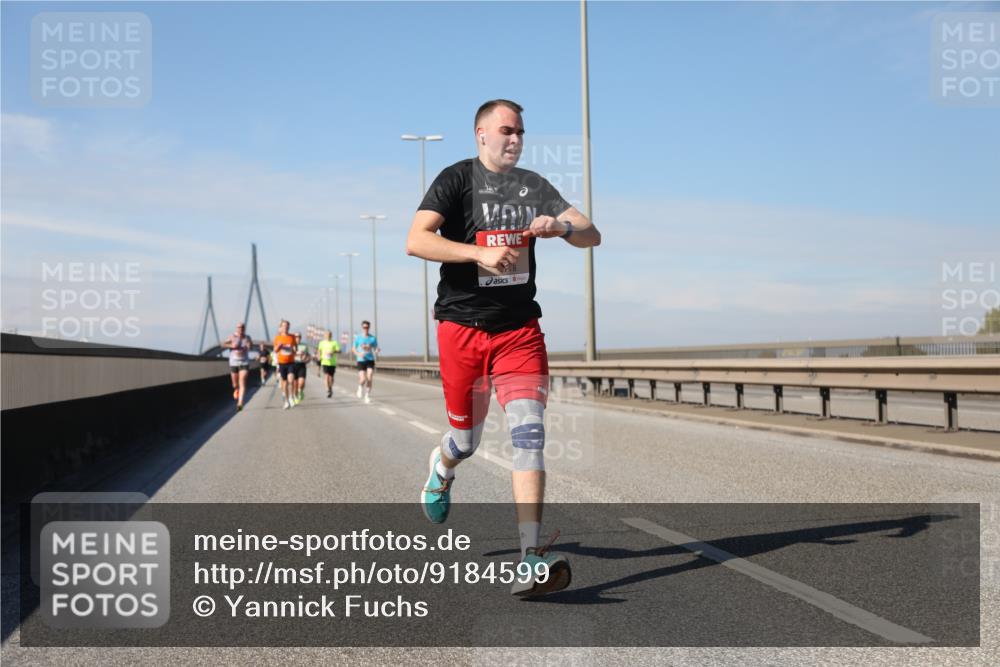 03.10.2025 - Köhlbrandbrückenlauf Yannick Fuchs http://msf.ph/oto/9184599 03.10.2025 11:41:12 Position 3  meine-sportfotos.de