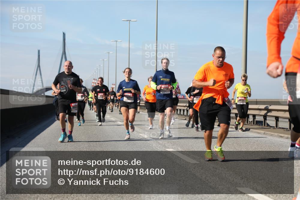 03.10.2025 - Köhlbrandbrückenlauf Yannick Fuchs http://msf.ph/oto/9184600 03.10.2025 12:02:21 Position 3  meine-sportfotos.de