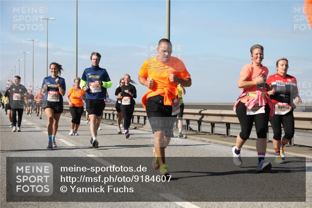 03.10.2025 - Köhlbrandbrückenlauf Yannick Fuchs http://msf.ph/oto/9184607 03.10.2025 12:02:22 Position 3 6684, 6430 meine-sportfotos.de
