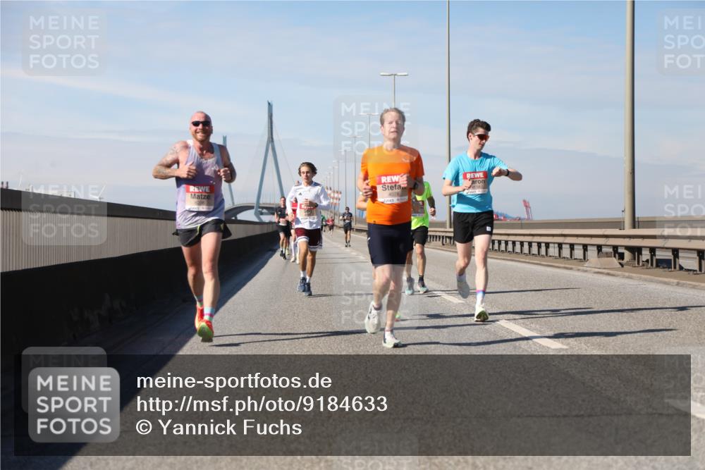 03.10.2025 - Köhlbrandbrückenlauf Yannick Fuchs http://msf.ph/oto/9184633 03.10.2025 11:41:17 Position 3 4078 meine-sportfotos.de