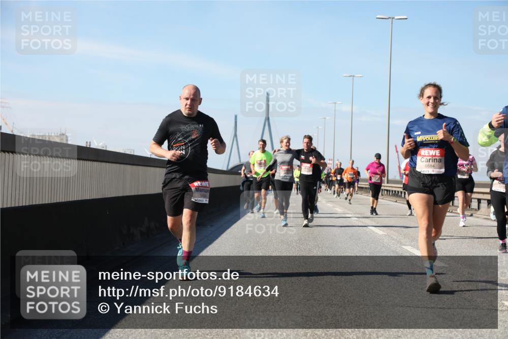 03.10.2025 - Köhlbrandbrückenlauf Yannick Fuchs http://msf.ph/oto/9184634 03.10.2025 12:02:24 Position 3 5431, 6684 meine-sportfotos.de