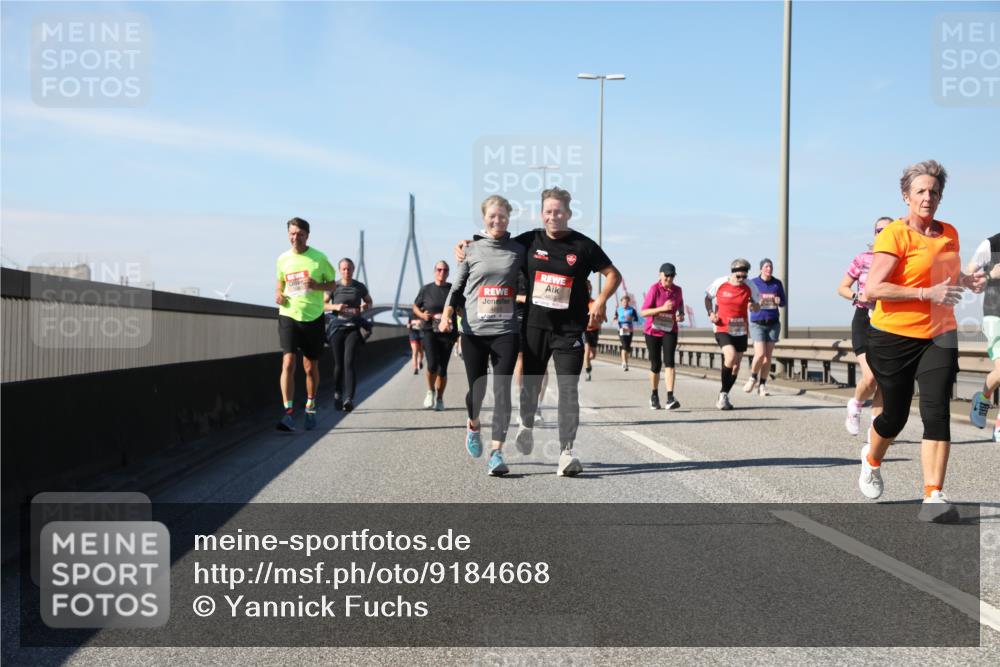 03.10.2025 - Köhlbrandbrückenlauf Yannick Fuchs http://msf.ph/oto/9184668 03.10.2025 12:02:27 Position 3  meine-sportfotos.de