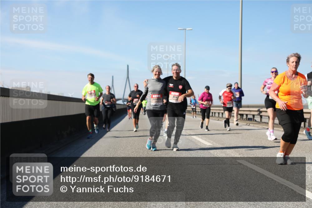 03.10.2025 - Köhlbrandbrückenlauf Yannick Fuchs http://msf.ph/oto/9184671 03.10.2025 12:02:27 Position 3  meine-sportfotos.de