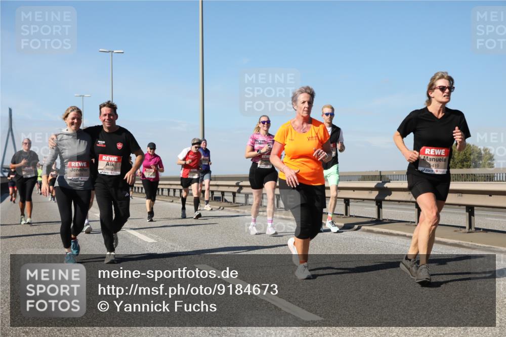 03.10.2025 - Köhlbrandbrückenlauf Yannick Fuchs http://msf.ph/oto/9184673 03.10.2025 12:02:28 Position 3 4603, 4602, 5419 meine-sportfotos.de