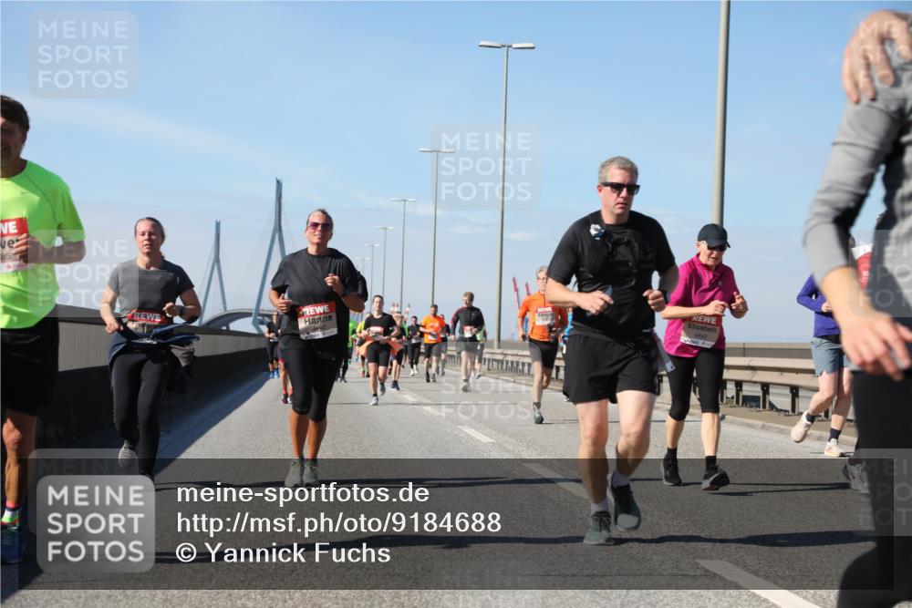 03.10.2025 - Köhlbrandbrückenlauf Yannick Fuchs http://msf.ph/oto/9184688 03.10.2025 12:02:29 Position 3 4493 meine-sportfotos.de