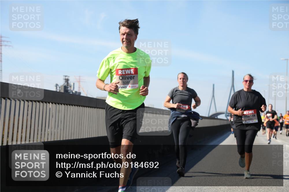 03.10.2025 - Köhlbrandbrückenlauf Yannick Fuchs http://msf.ph/oto/9184692 03.10.2025 12:02:30 Position 3 5085, 4943 meine-sportfotos.de