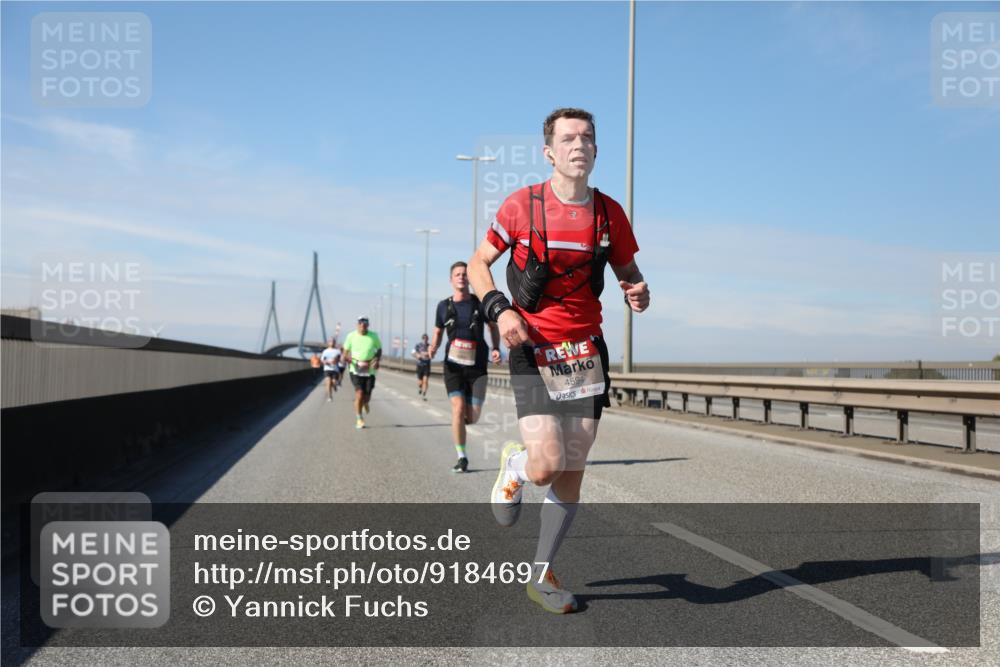 03.10.2025 - Köhlbrandbrückenlauf Yannick Fuchs http://msf.ph/oto/9184697 03.10.2025 11:41:24 Position 3 4594 meine-sportfotos.de
