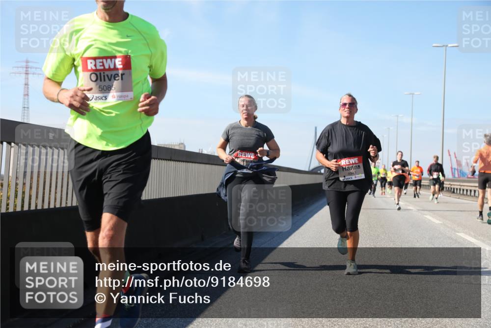 03.10.2025 - Köhlbrandbrückenlauf Yannick Fuchs http://msf.ph/oto/9184698 03.10.2025 12:02:31 Position 3 5085, 4943 meine-sportfotos.de